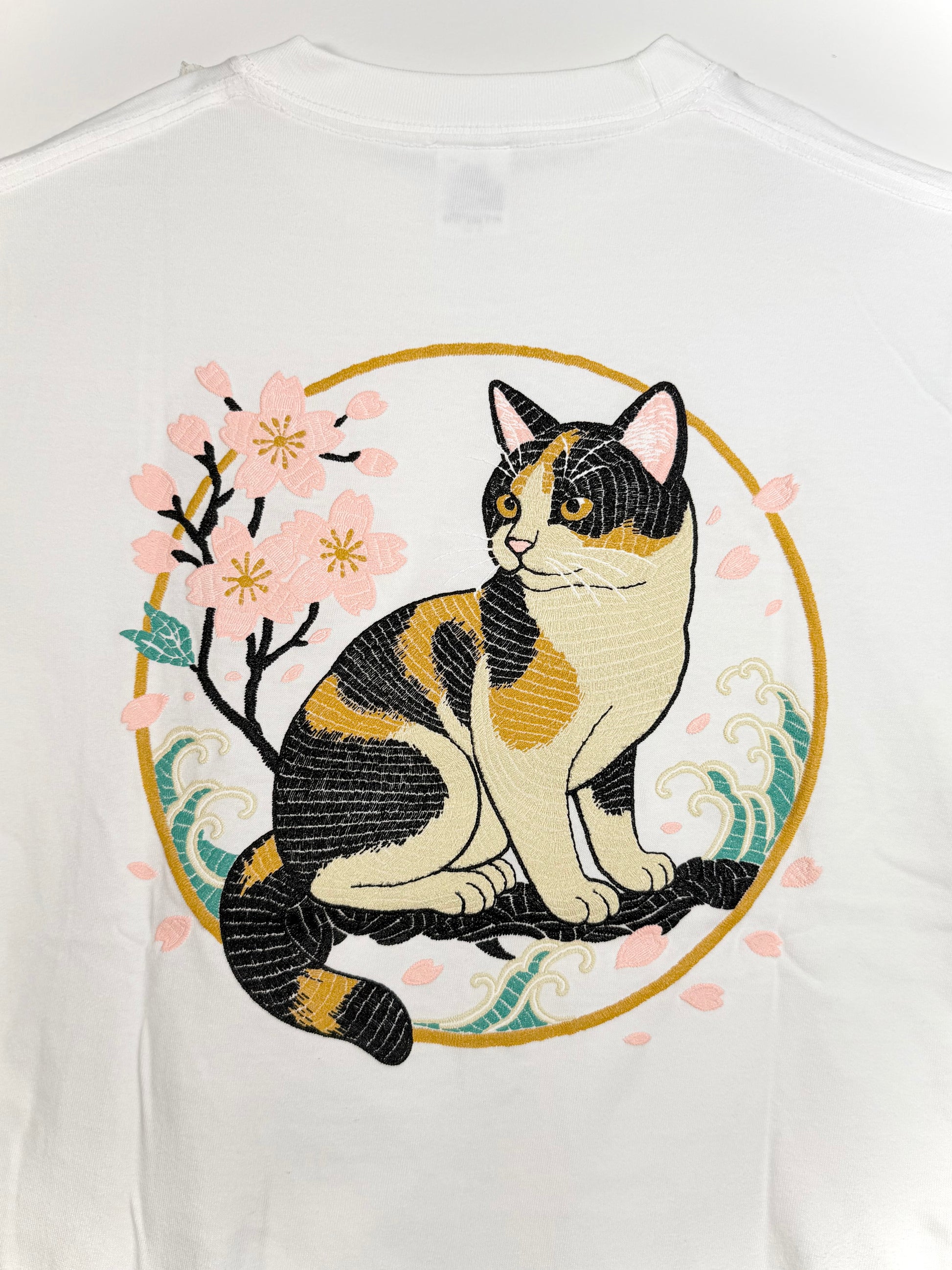 Tシャツ 三毛猫　ホワイト